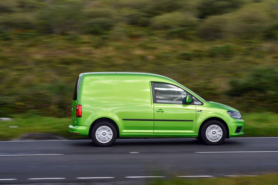  Volkswagen Caddy Kasten Trendline 2015 года  (UK) (фото 29 из 40)